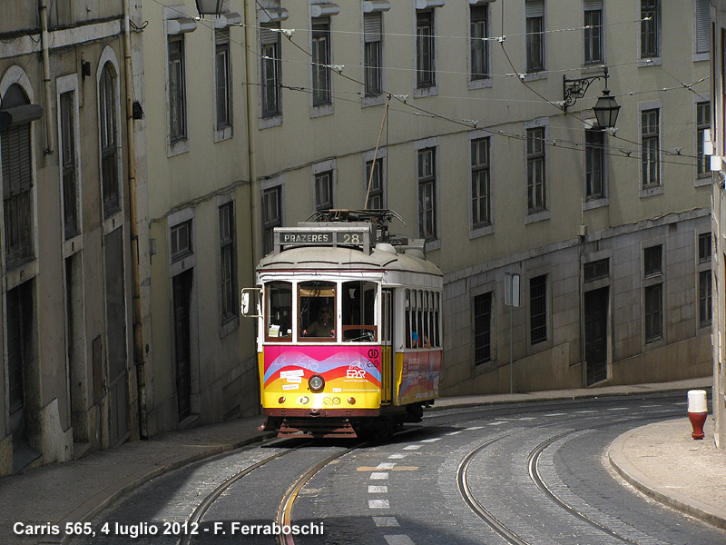 I tram di Lisbona - Rua da Conceio.